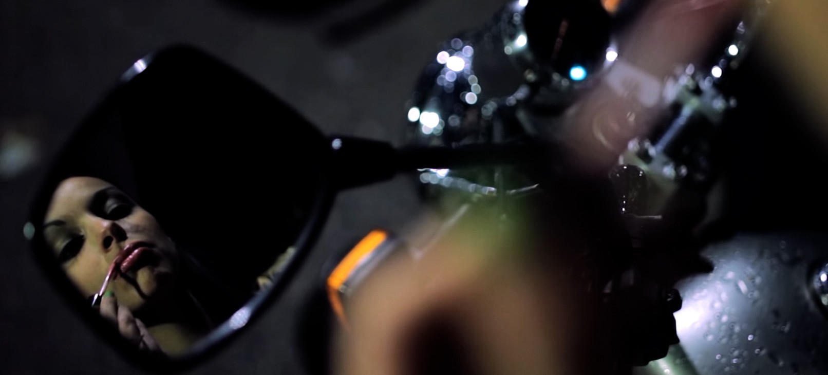 Capture d’écran d’un artiste filmé pendant le tournage d’un clip musical, de patko